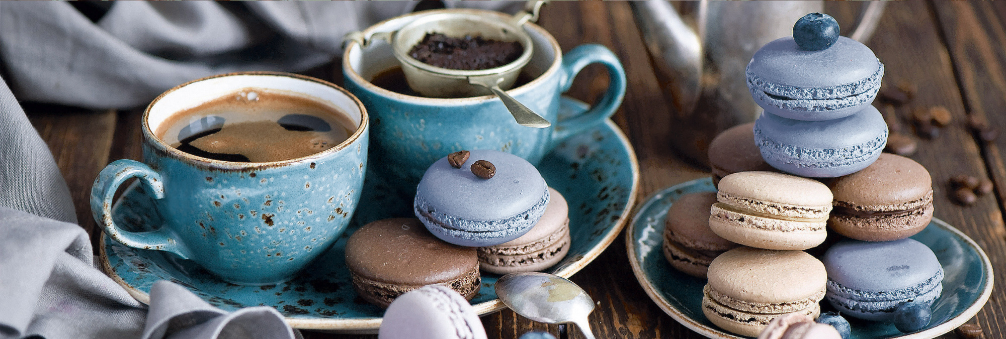 Брауни 2 Декор (2 чашки+много пирожинок) 100*300 (1*16)